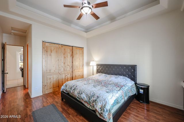 925 E Valencia Drive, Phoenix, AZ 85042
