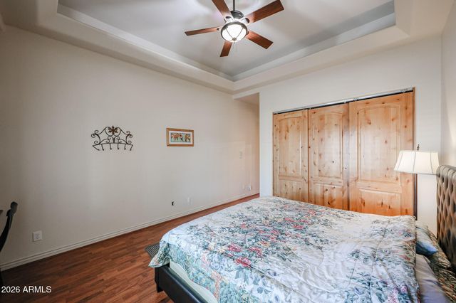 925 E Valencia Drive, Phoenix, AZ 85042