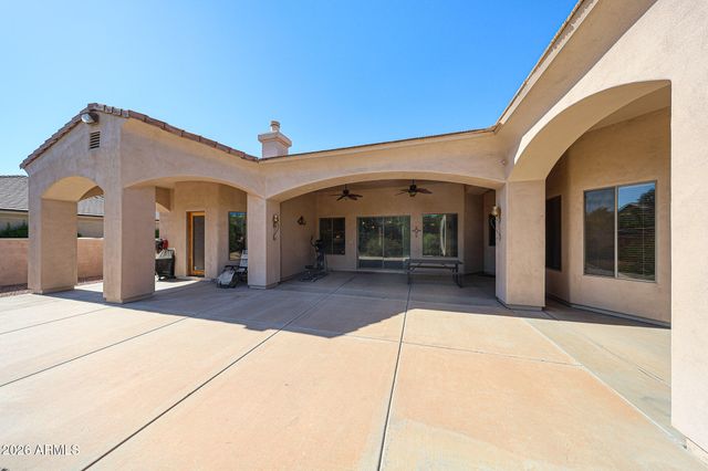 925 E Valencia Drive, Phoenix, AZ 85042