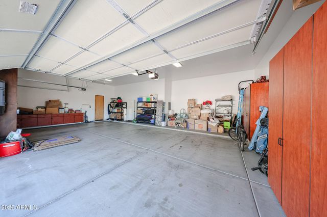 925 E Valencia Drive, Phoenix, AZ 85042