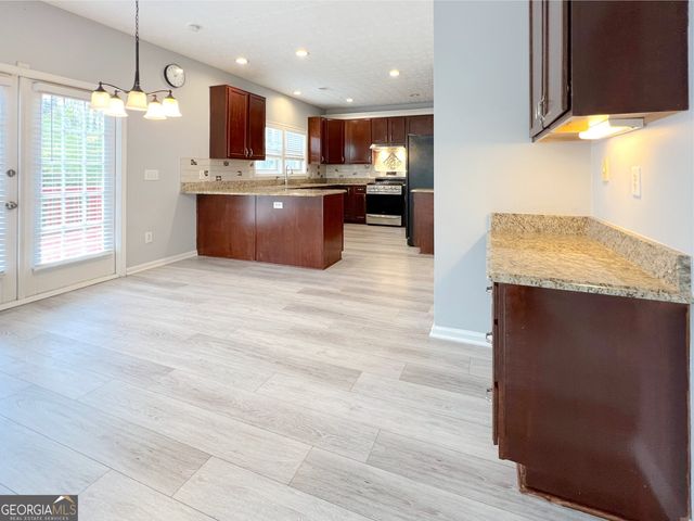 1924 Riverlanding Circle, Lawrenceville, GA 30046