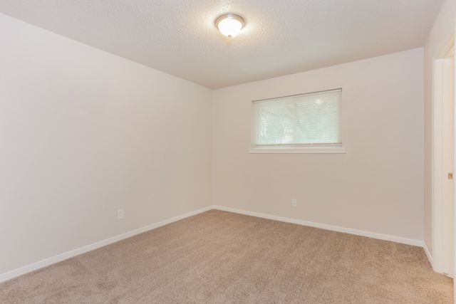 328 Bennett Circle, Desoto, TX 75115