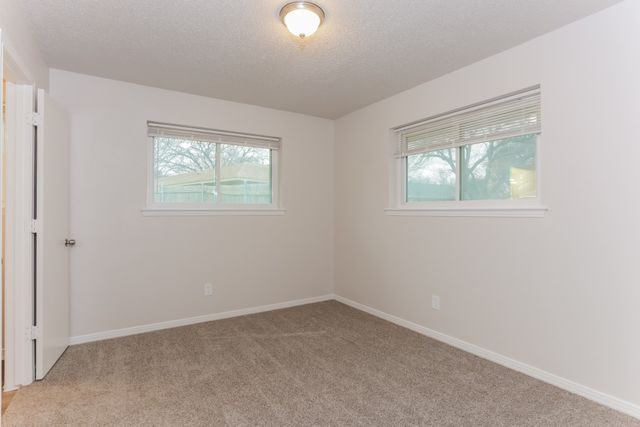 328 Bennett Circle, Desoto, TX 75115