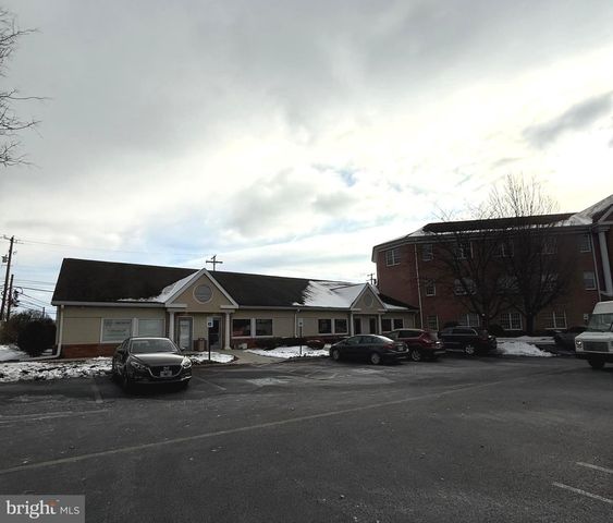 2151 LINGLESTOWN RD, Harrisburg, PA 17110