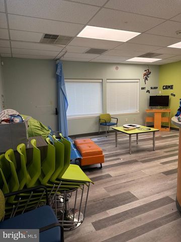 2151 LINGLESTOWN RD, Harrisburg, PA 17110