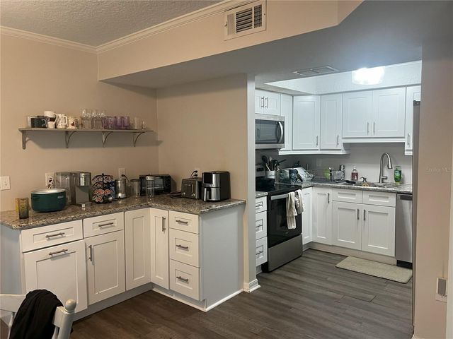 14405 BURGUNDY SQUARE, Tampa, FL 33613