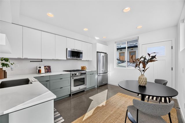 2636 A NW 58th Street, Seattle, WA 98107