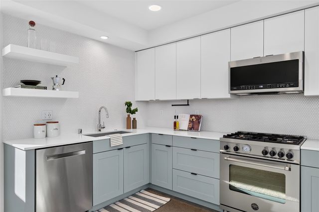 2636 A NW 58th Street, Seattle, WA 98107