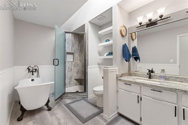 376 Pilot Knob Avenue, Manitou Springs, CO 80829