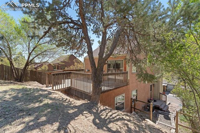 376 Pilot Knob Avenue, Manitou Springs, CO 80829