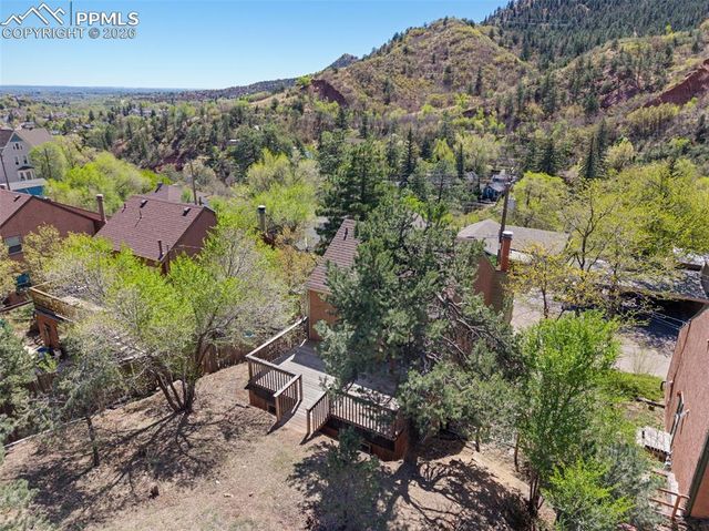 376 Pilot Knob Avenue, Manitou Springs, CO 80829