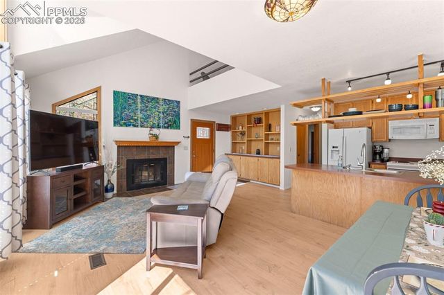 376 Pilot Knob Avenue, Manitou Springs, CO 80829