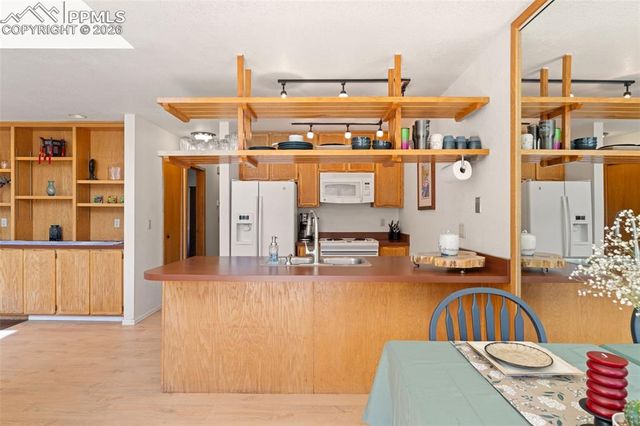 376 Pilot Knob Avenue, Manitou Springs, CO 80829