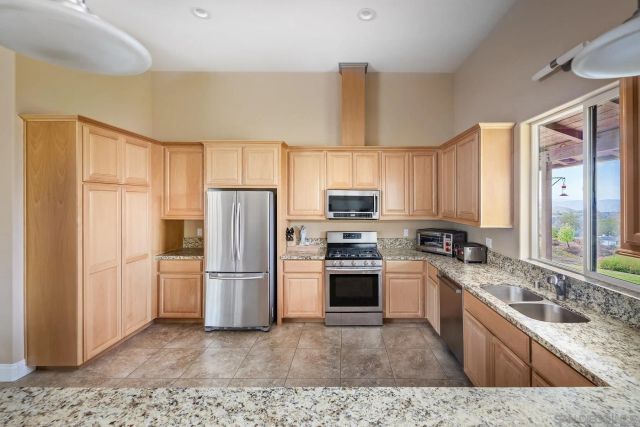 14002 Pauma Vista Drive, Valley Center, CA 92082