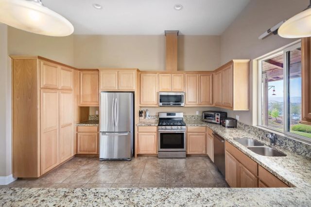 14002 Pauma Vista Drive, Valley Center, CA 92082