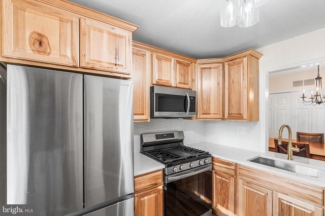 205 BOOTHBY CT, Sewell, NJ 08080