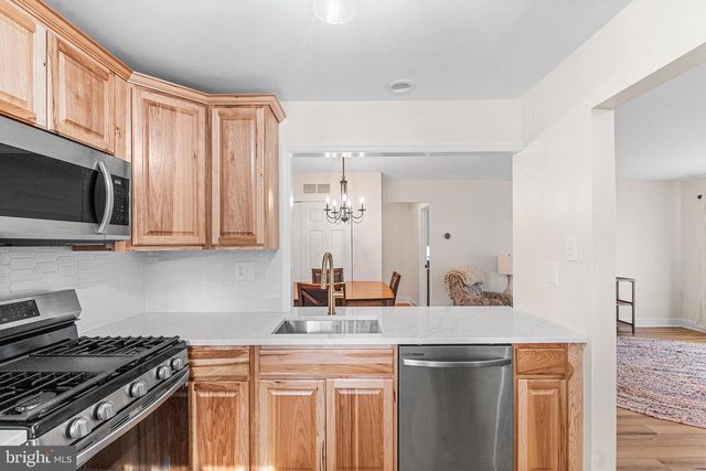 205 BOOTHBY CT, Sewell, NJ 08080