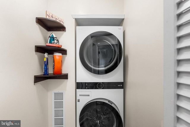 205 BOOTHBY CT, Sewell, NJ 08080