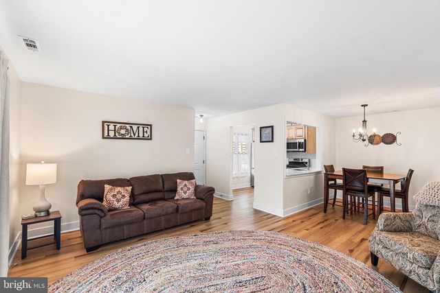 205 BOOTHBY CT, Sewell, NJ 08080