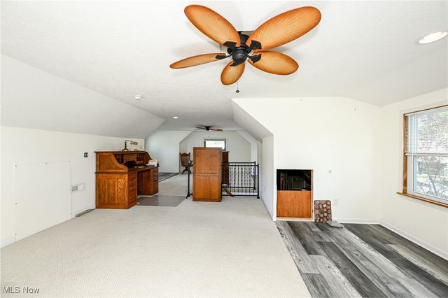 2300 Larchdale Drive, Cuyahoga Falls, OH 44221