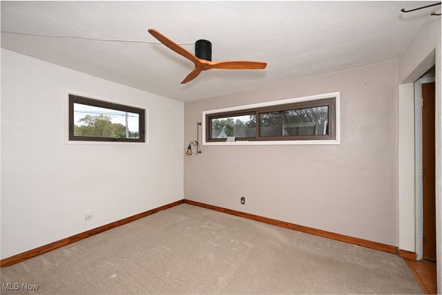 2300 Larchdale Drive, Cuyahoga Falls, OH 44221