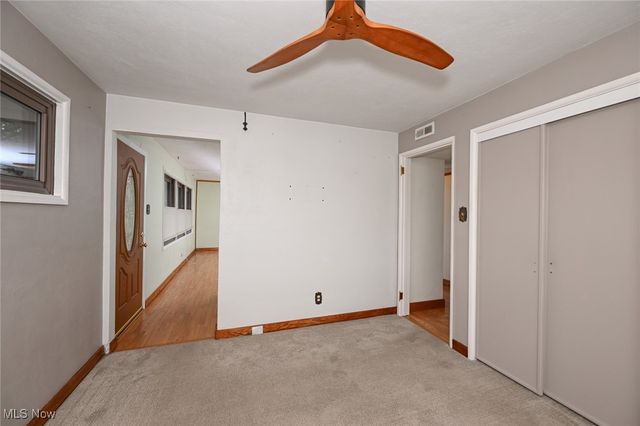 2300 Larchdale Drive, Cuyahoga Falls, OH 44221