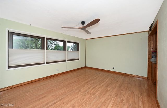 2300 Larchdale Drive, Cuyahoga Falls, OH 44221