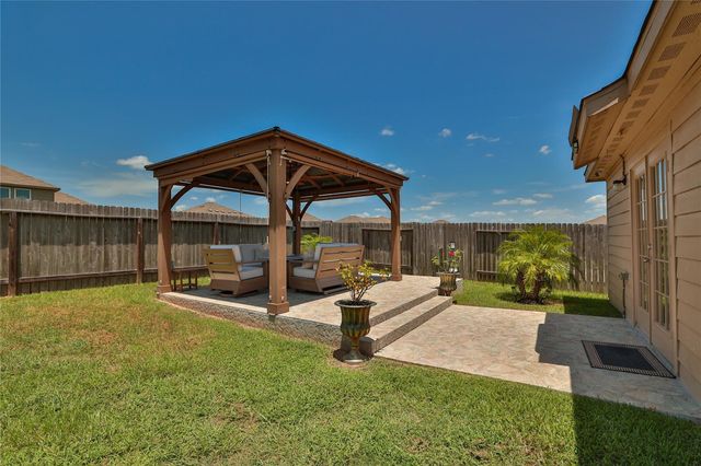 22526 Threefold Ridge Drive, Hockley, TX 77447