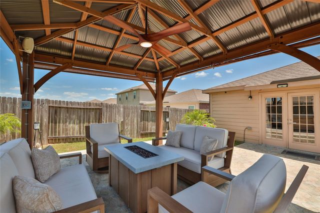 22526 Threefold Ridge Drive, Hockley, TX 77447