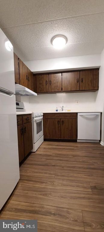 178 WOODSTREAM #BUILDING 5, NORRISTOWN, PA 19403 — photo 4