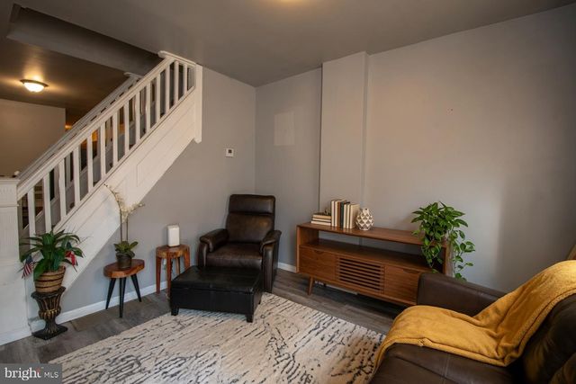 248 GRAND ST, Trenton, NJ 08611