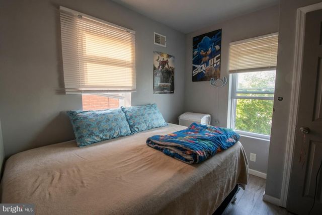 248 GRAND ST, Trenton, NJ 08611