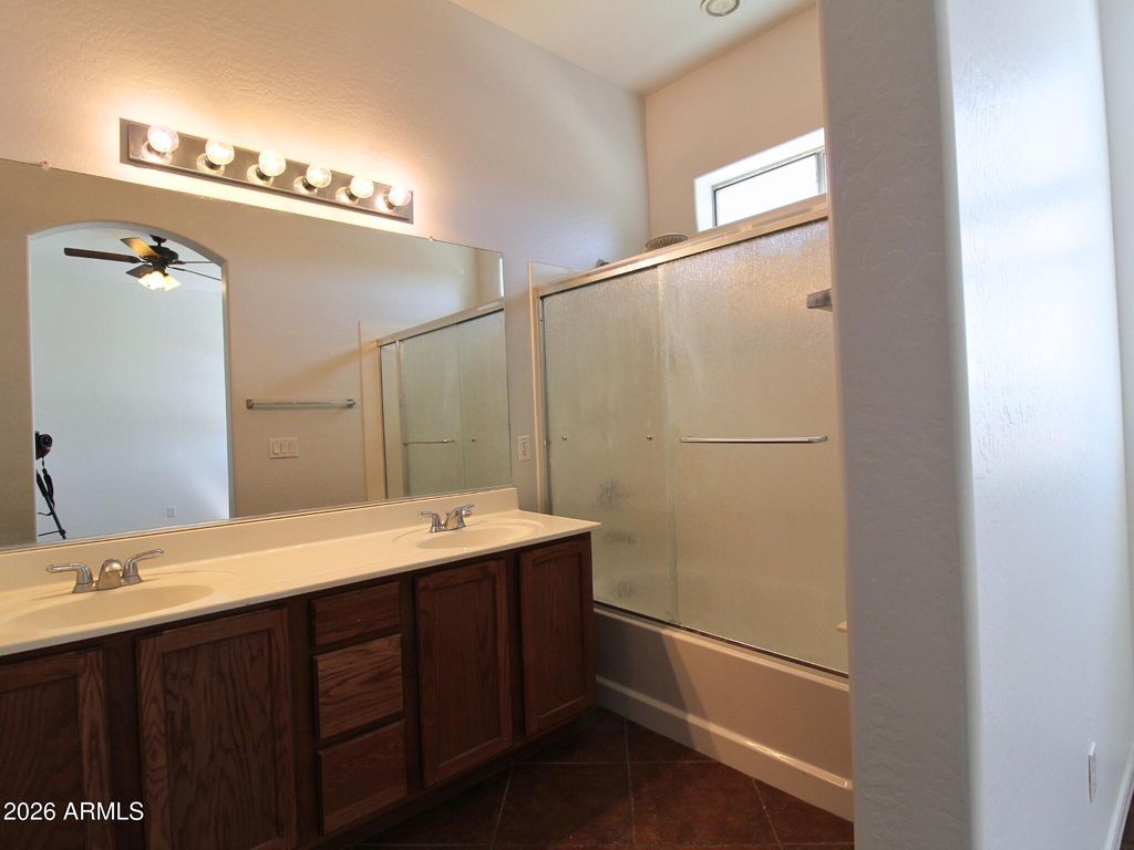 Image 15 of property listing at 621 W SADDLE CREEK Drive, Camp Verde, AZ 86322