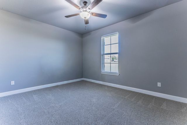 233 Fox Run Lane, Robinson, TX 76706