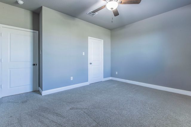 233 Fox Run Lane, Robinson, TX 76706