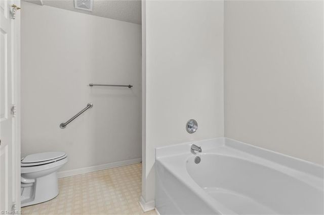 3952 Cobblestone Bend Drive, High Point, NC 27265