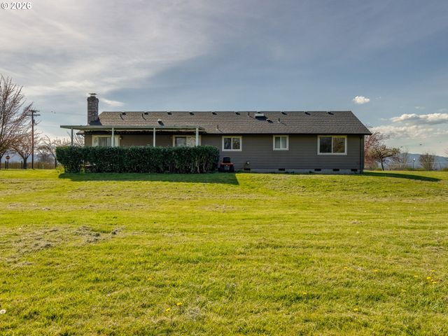 19330 Nw GILLIHAN Rd, Portland, OR 97231