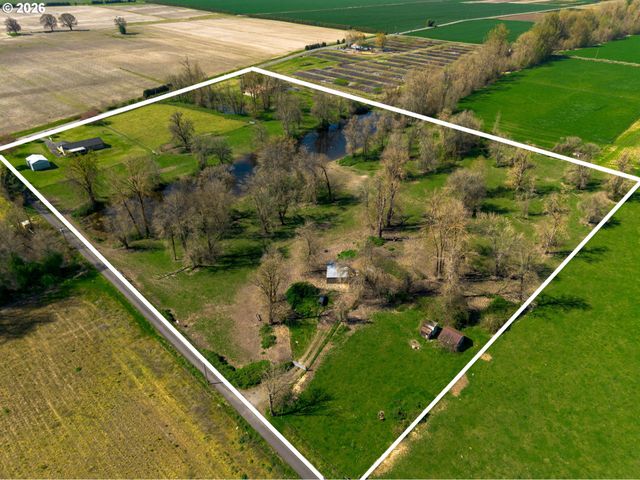 19330 Nw GILLIHAN Rd, Portland, OR 97231