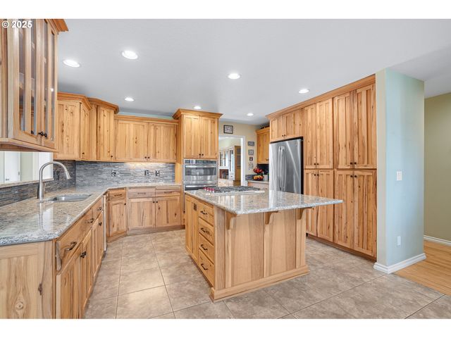 36607 Se TRACY Rd, Estacada, OR 97023