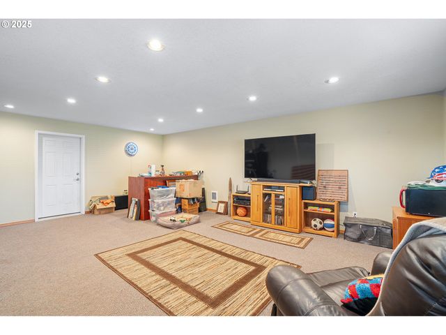 36607 Se TRACY Rd, Estacada, OR 97023