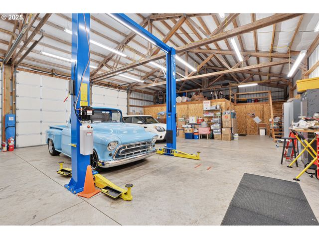 36607 Se TRACY Rd, Estacada, OR 97023