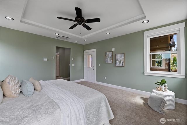 429 Cessna Court E, Eatonville, WA 98328