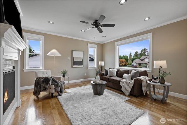 429 Cessna Court E, Eatonville, WA 98328