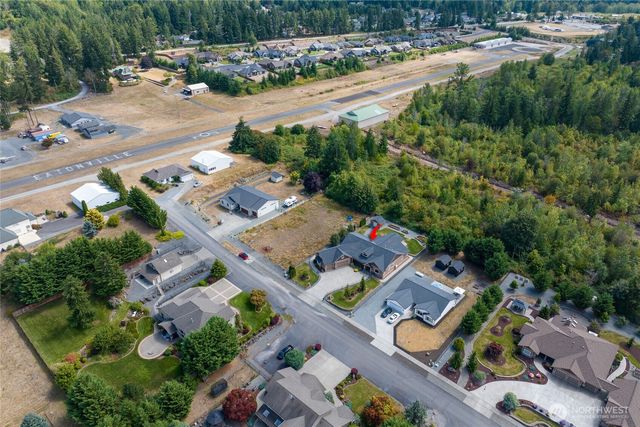 429 Cessna Court E, Eatonville, WA 98328