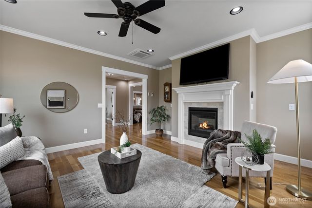 429 Cessna Court E, Eatonville, WA 98328