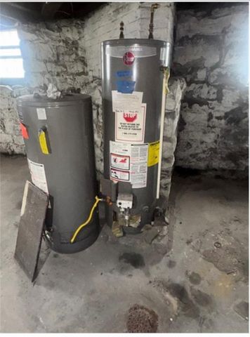 609-611 Grandview Ave, E Pittsburgh, PA 15112