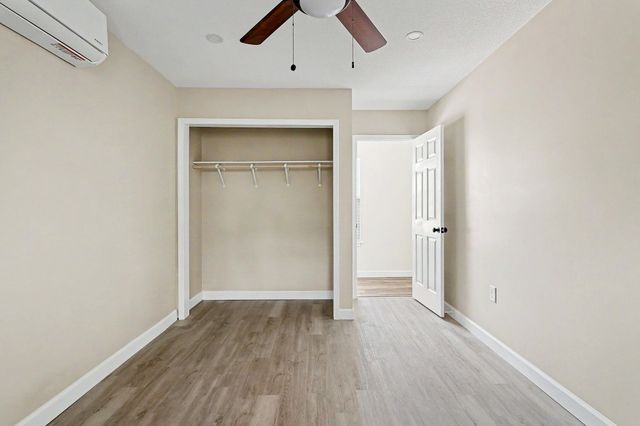 3811 W Taft Ave, Wichita, KS 67213