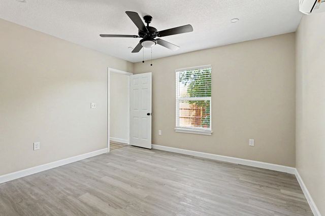 3811 W Taft Ave, Wichita, KS 67213
