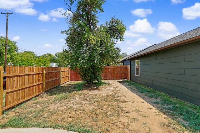 3811 W Taft Ave, Wichita, KS 67213