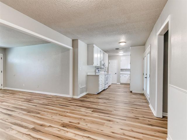 1617 Avondale Drive, Norman, OK 73069